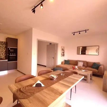 Apartment Unique Views, Sea Breeze Mellieħa