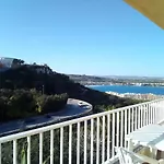 Unique Views, Sea Breeze Apartment *