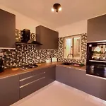 Apartment Unique Views, Sea Breeze