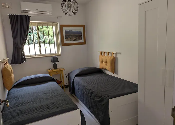 Unique Views, Sea Breeze Apartamento